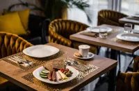 POŁUDNIK Park Boutique Conference&Spa Hotels in 