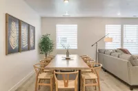 Camelot Townhouse - Boutique