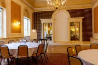 The New Inn by Roomsbooked Hotels in Gloucester
