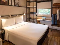 Ibis Brussels Centre Châtelain فنادق في Watermael-Boitsfort