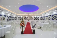 Nonghan Grand Hotel and Resort Hotels in Amphoe Nong Han
