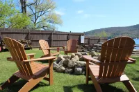 The Sundowner on Lake George