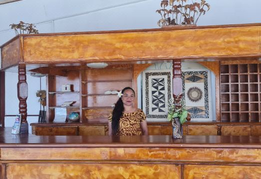 호텔 누쿠알로파 로비