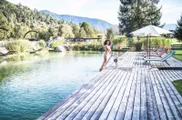 Core Kaprun - Rooftop Pools