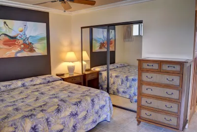 Top Floor, Oceanfront, Steps to Beach! 키헤이 호텔