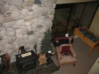 3 Bedroom Condo,  Great Location for Ski Families to Super Bee Lift