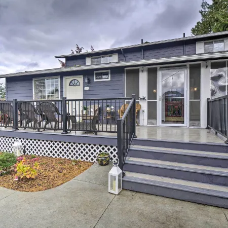 Spacious Home w/ Yard, 20 Miles to Olympic NP