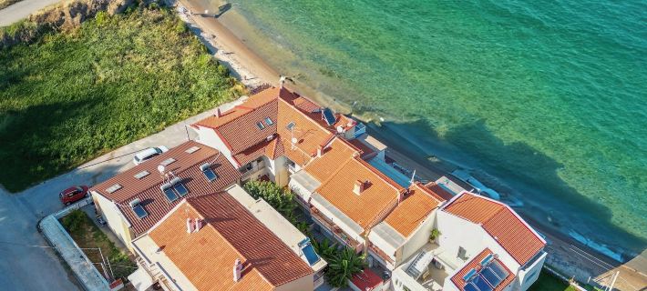 Elpiniki Luxury Rooms Hotels in Moudania