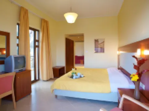 Parnis Palace Acharnes otelleri