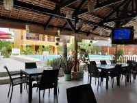 Slam's Garden Dive Resort