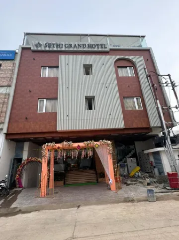 Sethi Grand Hotel