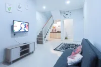 Villa Grand Taman Dau - 3 Bedrooms