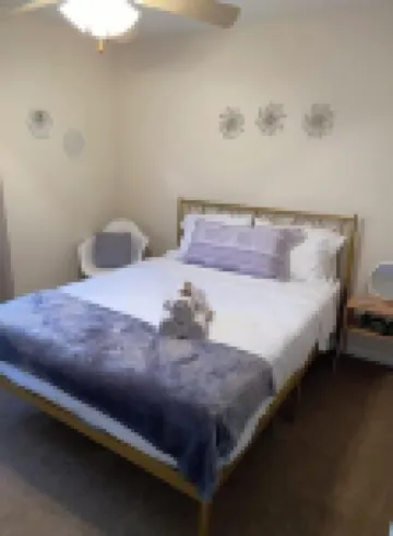 Naomi’s lovely condo!