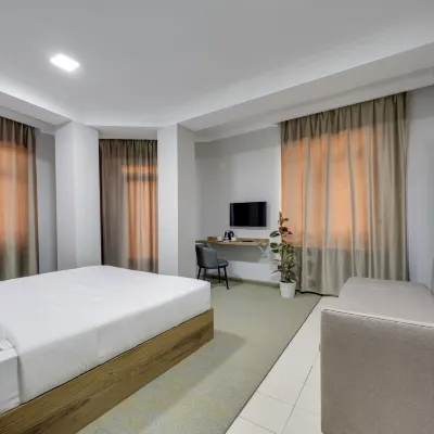 Regraph Hotel Отели рядом с достопримечательностью «Чугурети»