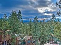 2 Mi to Heavenly Mountain: Tahoe Retreat w/ Views Hotels in Stateline