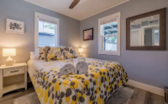 Updated 2-bedroom home in Cody, WY! Sleeps up to 6, with A/C