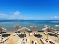 Elpiniki Luxury Rooms Hotels in Nea Propontida