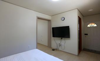 Gyeongju Healing House Pension