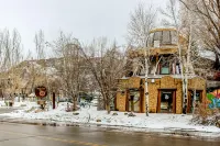 Storm Meadows Club A216