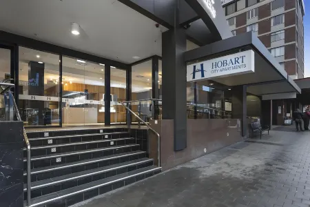Hobart City Apartments Отели в г. Glebe