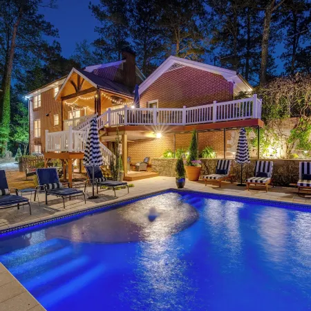Luxury Retreat in Smyrna Pool, Pickleball and More!