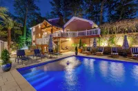 Luxury Retreat in Smyrna Pool, Pickleball and More! - bar