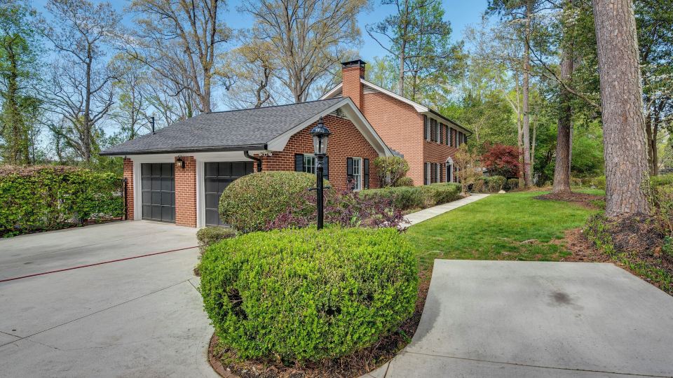 Luxury Retreat in Smyrna Pool, Pickleball and More!