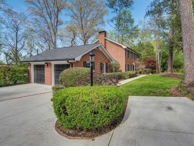 Luxury Retreat in Smyrna Pool, Pickleball and More!