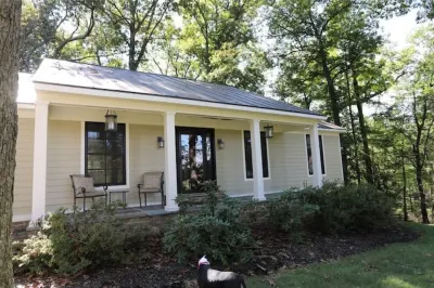Spacious Modern Home on Middleburg Horse Farm