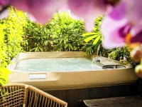 Patio Elba Boutique Hotel Hotels near El Teatro