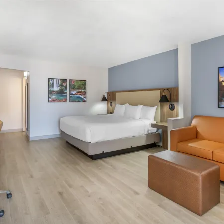 Best Western Plus A Wayfarers Inn and Suites