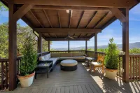 Sonoma Skyhouse by Avantstay Pool, Sauna, Hot Tub & Stunning Valley Views