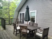 2 BR Lakefront Apartment on Black Lake Hotels in Macomb