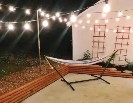 Magnolia Inn - Monthly Special Thru November. 3,200.00 for a 4 Week Stay!