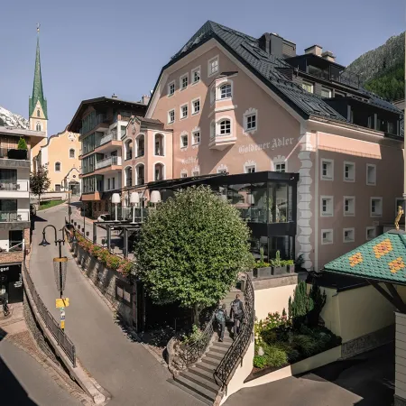 Hotel Goldener Adler - im Sommer Silvretta Premium Card Inkludiert