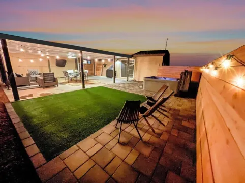 The Tipsy Moon*New Hot Tub*Beautiful Mid-Century Modern Home-20min to Sedona