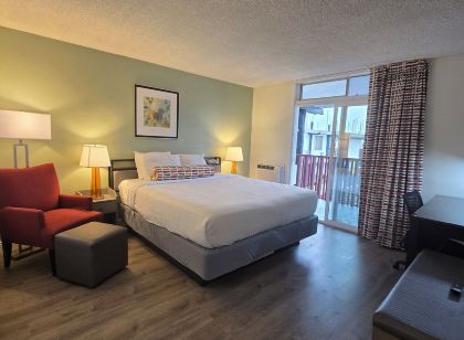 Marina Village Inn