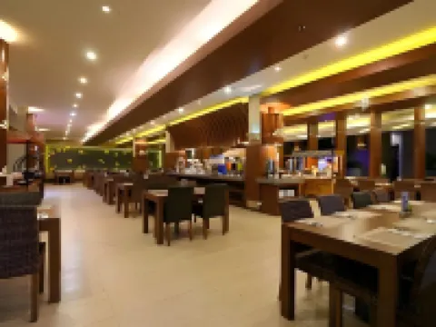 โรงแรมคริสตัลโลตัส ยอกยาการ์ตา