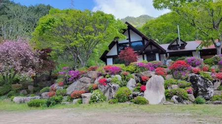 Woohyang Gallery Pension Отели рядом с достопримечательностью «The 38th Parallel»