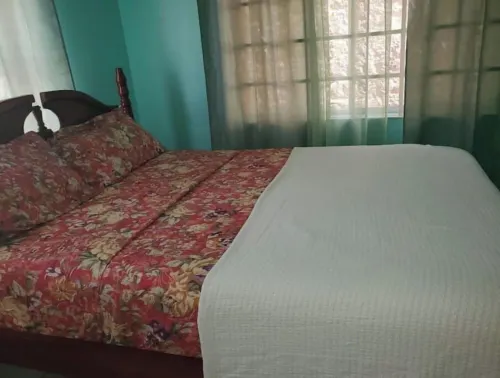 Very Clean 3 Bedroom Ocean View Apartment in the quiet part of Gouyave, Grenada