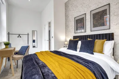 Luxury 2 Bed Apartment in Jewellery Quarter | Sleeps 6 Hotels in Jewellery Quarter