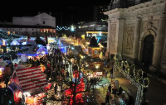 Le Bellevue: Christmas Market - Hypercentre