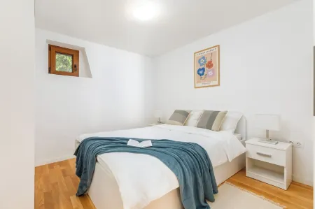 Old stone house near Pula - peace, nature and the sea at your fingertips!