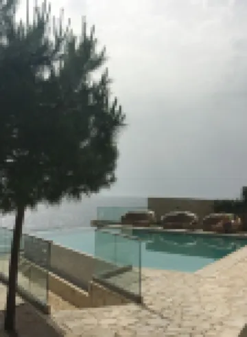 Cozy apartment with the gorgeous sea view, pool and private beach