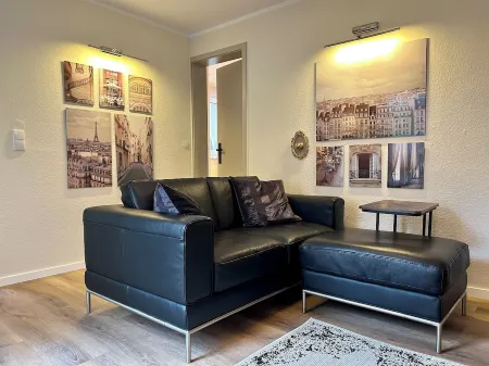 Bright apartment near the spa gardens Отели в г. Бад-Зоден-Аллендорф