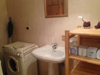 Well-furnished apartment near the center and the waterfront