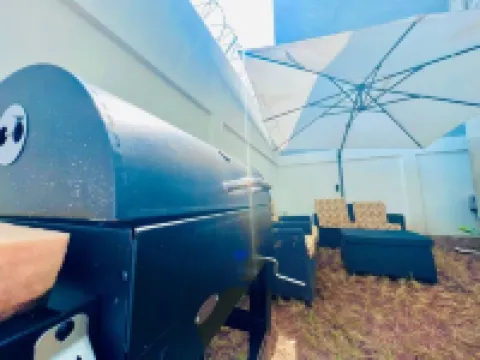 5-bedroom townhouse with pool