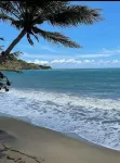 Charming 3-bedroom condo with oceans views Hotel a Maunabo