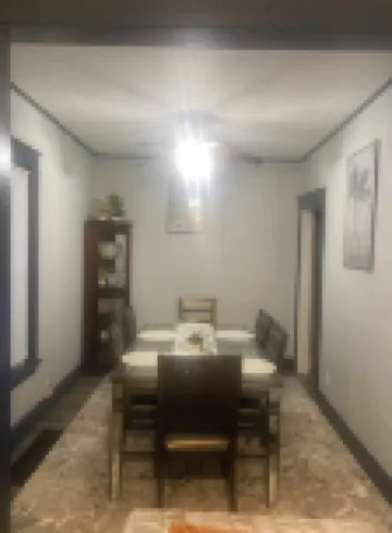 Katoray’s home is near to Allianz stadium, green line light railway , very quiet