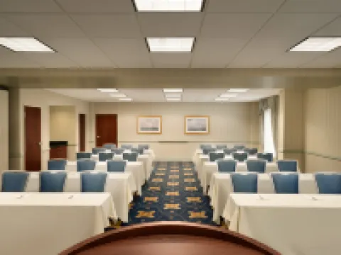 Hampton Inn & Suites Newport/Middletown Hotels in Middletown